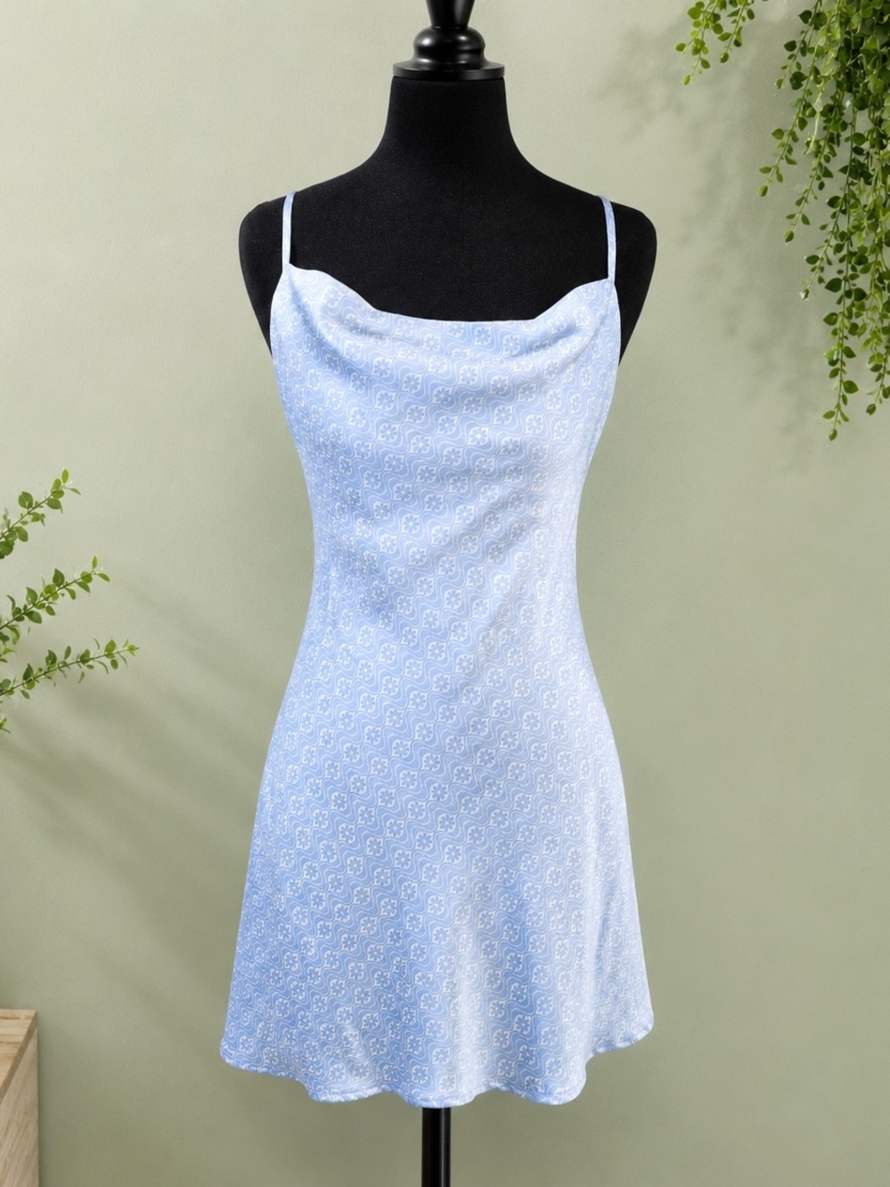 Hollister Silky Blue Slip Dress XS Cowl Neck Adjustable Straps Y2K Mini Satin - Picture 1 of 13